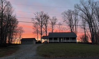 135 Central Ave Avenue, Benton, TN 37307