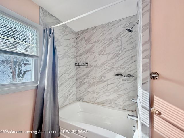 412 N Grace Street, Lansing, MI 48917