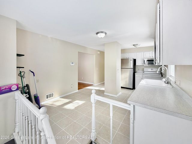 412 N Grace Street, Lansing, MI 48917