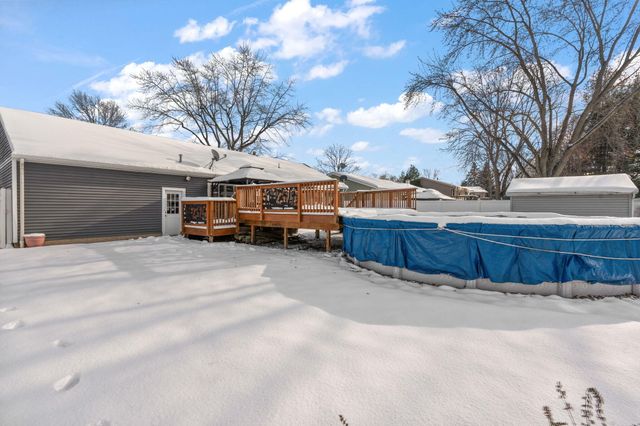 1407 Peachtree Drive, Valparaiso, IN 46383