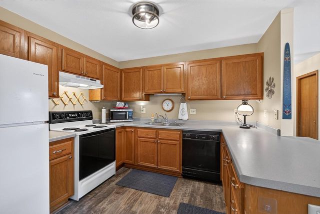 403 Hanson Road, Stoughton, WI 53589