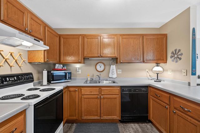 403 Hanson Road, Stoughton, WI 53589