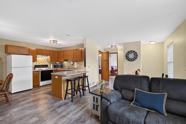 403 Hanson Road, Stoughton, WI 53589