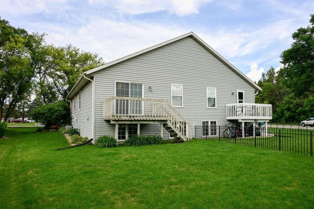 403 Hanson Road, Stoughton, WI 53589