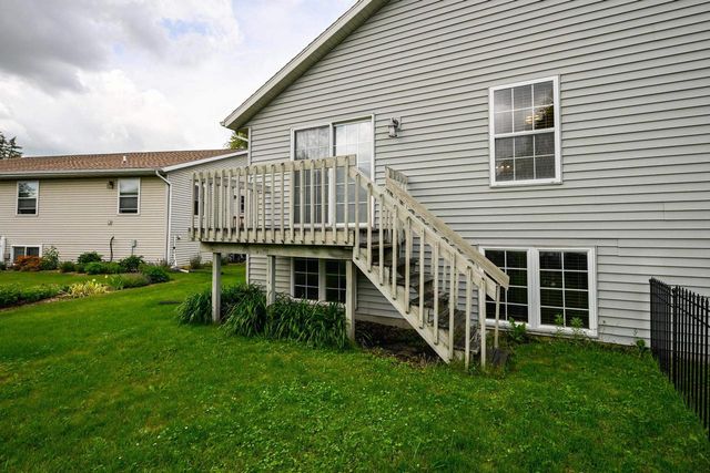 403 Hanson Road, Stoughton, WI 53589
