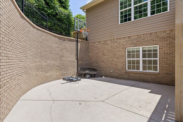 9875 Fieldcrest Drive, Apison, TN 37302