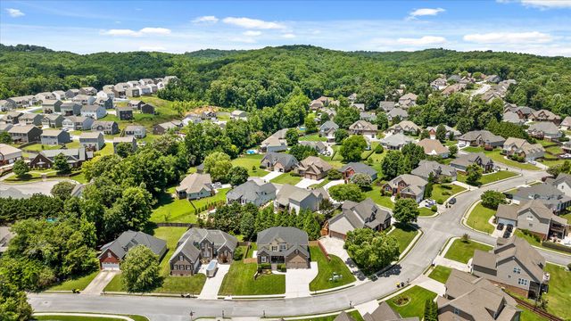 9875 Fieldcrest Drive, Apison, TN 37302