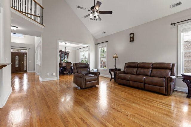 9875 Fieldcrest Drive, Apison, TN 37302