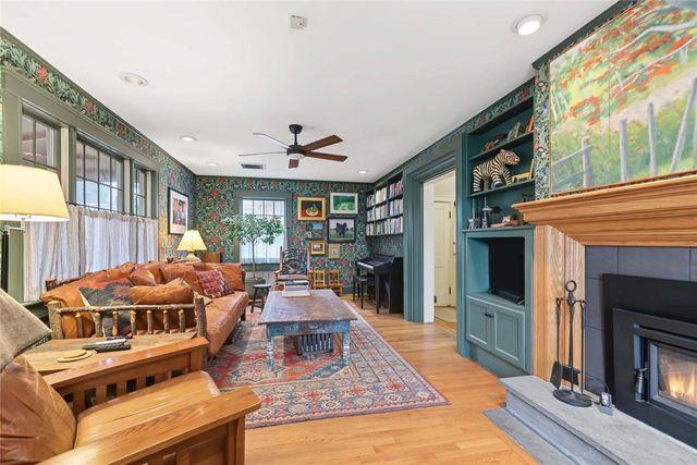 366 Morris Avenue, Providence, RI 02906