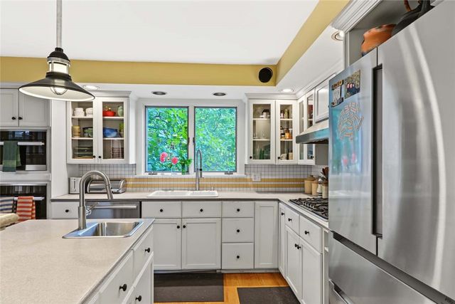 366 Morris Avenue, Providence, RI 02906