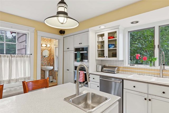 366 Morris Avenue, Providence, RI 02906