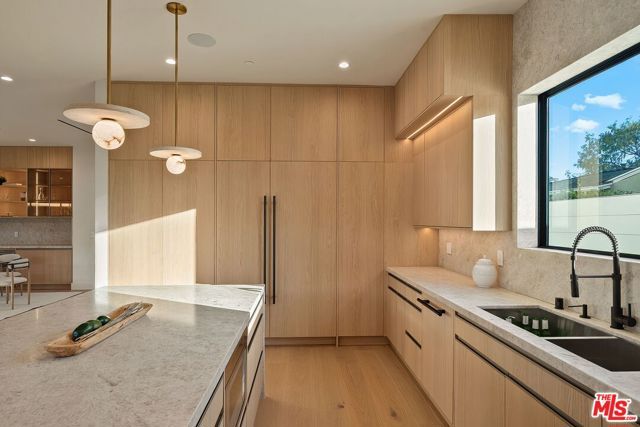 12657 Dewey Street, Los Angeles, CA 90066