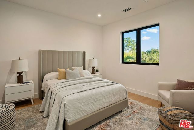 12657 Dewey Street, Los Angeles, CA 90066