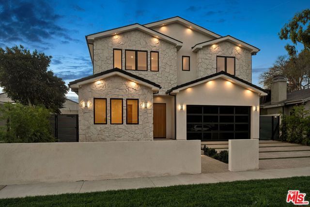 12657 Dewey Street, Los Angeles, CA 90066