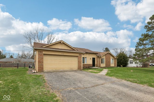 8445 Carthay Circle, Fishers, IN 46038