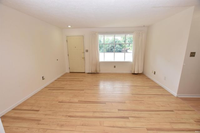 1423 E Bradshire Street, Bloomington, IN 47401