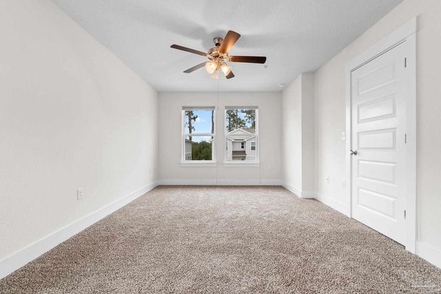 8913 Brigade Trl, Pensacola, FL 32534