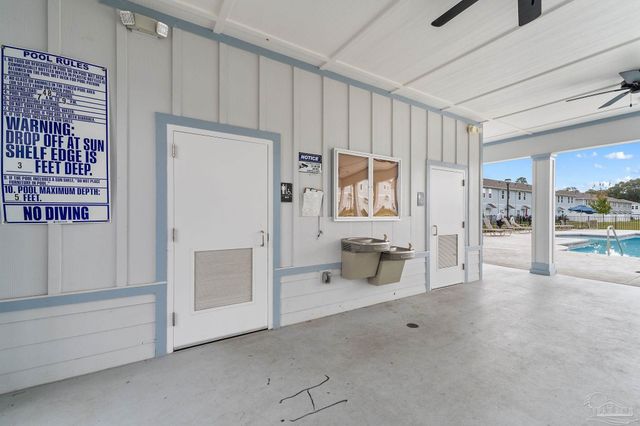 8913 Brigade Trl, Pensacola, FL 32534