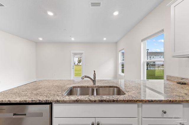 8913 Brigade Trl, Pensacola, FL 32534