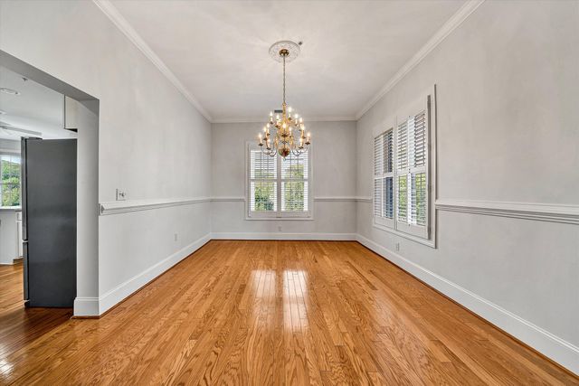 225 23rd St SW Apt 205, Roanoke, VA 24014
