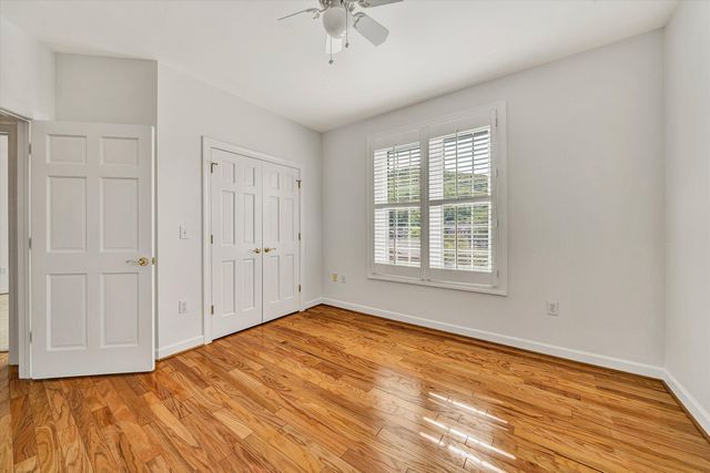 225 23rd St SW Apt 205, Roanoke, VA 24014