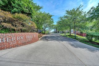 225 23rd St SW Apt 205, Roanoke, VA 24014