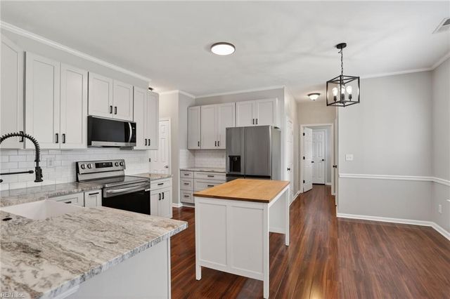 1905 Old Jolliff RD, Chesapeake, VA 23321