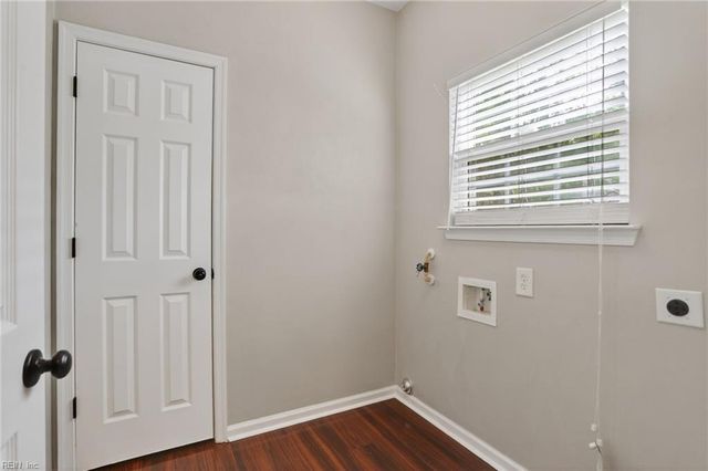 1905 Old Jolliff RD, Chesapeake, VA 23321