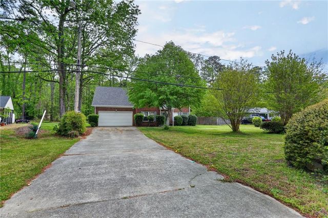 1905 Old Jolliff RD, Chesapeake, VA 23321