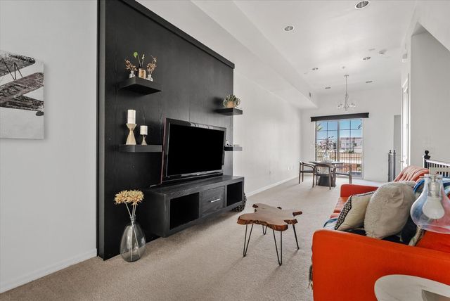421 W 6th Street 1005, Tempe, AZ 85281