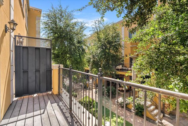421 W 6th Street 1005, Tempe, AZ 85281