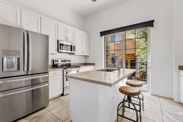 421 W 6th Street 1005, Tempe, AZ 85281