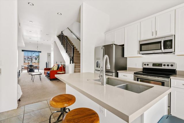 421 W 6th Street 1005, Tempe, AZ 85281