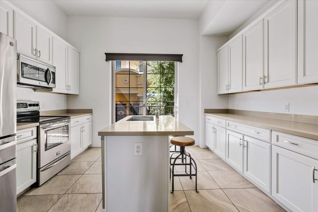 421 W 6th Street 1005, Tempe, AZ 85281