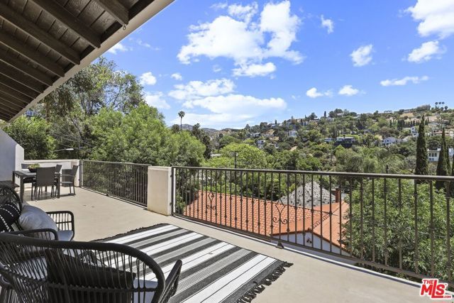 5940 Manola Way, Los Angeles, CA 90068