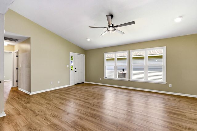 804 Mary Ana Ct., Myrtle Beach, SC 29577