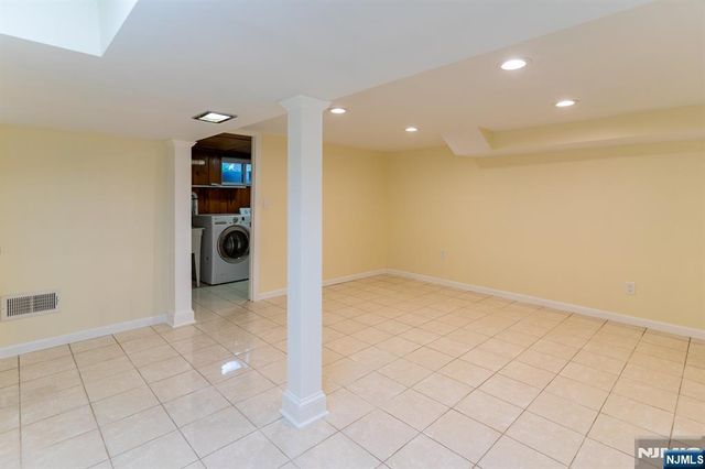 397 Hickory Avenue, Paramus, NJ 07652