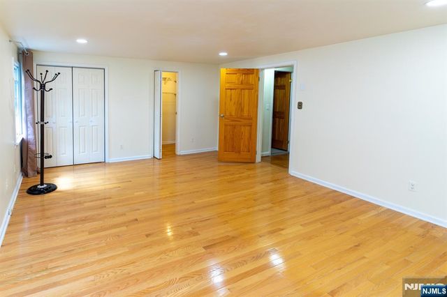 397 Hickory Avenue, Paramus, NJ 07652