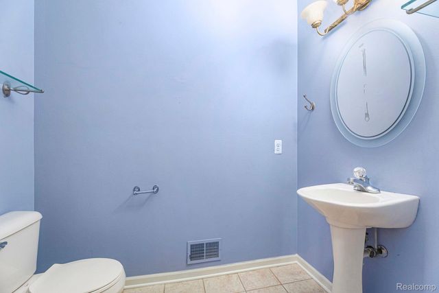 1028 MAYA Court Unit, Troy, MI 48085