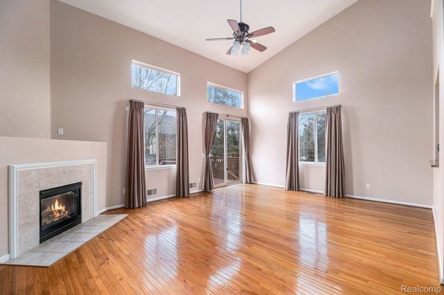 1028 MAYA Court Unit, Troy, MI 48085