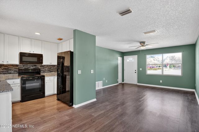 466 SALLY Street, Green Cove Springs, FL 32043