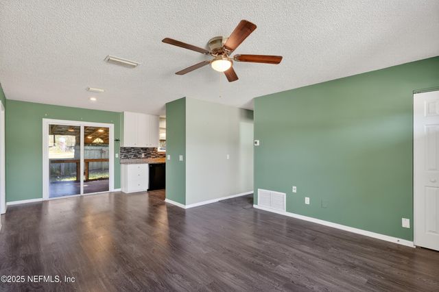 466 SALLY Street, Green Cove Springs, FL 32043