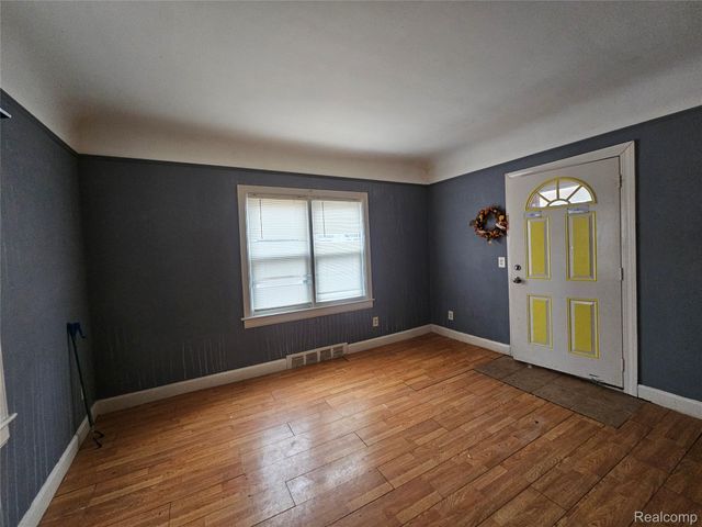 4417 Elizabeth Street, Wayne, MI 48184