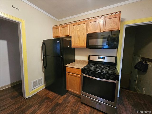 4417 Elizabeth Street, Wayne, MI 48184