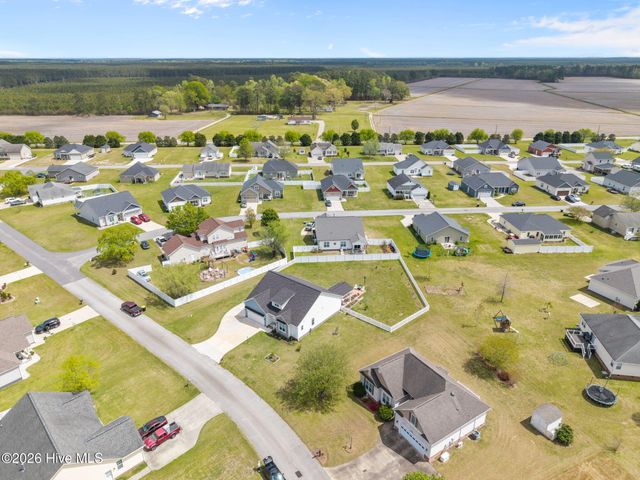 231 Eureka Avenue, Washington, NC 27889