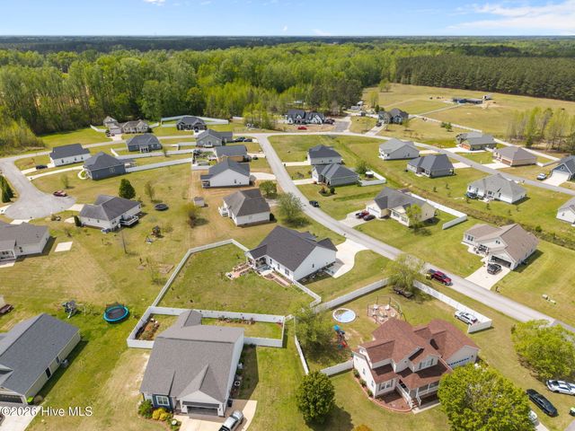231 Eureka Avenue, Washington, NC 27889
