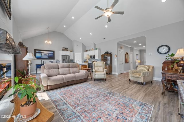 231 Eureka Avenue, Washington, NC 27889