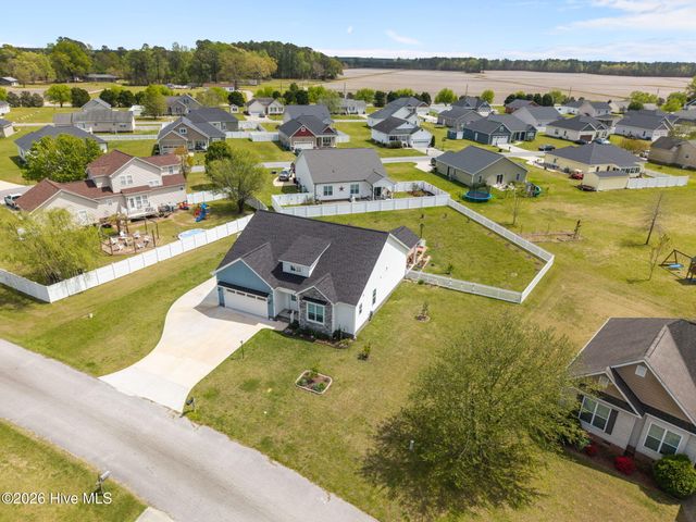 231 Eureka Avenue, Washington, NC 27889