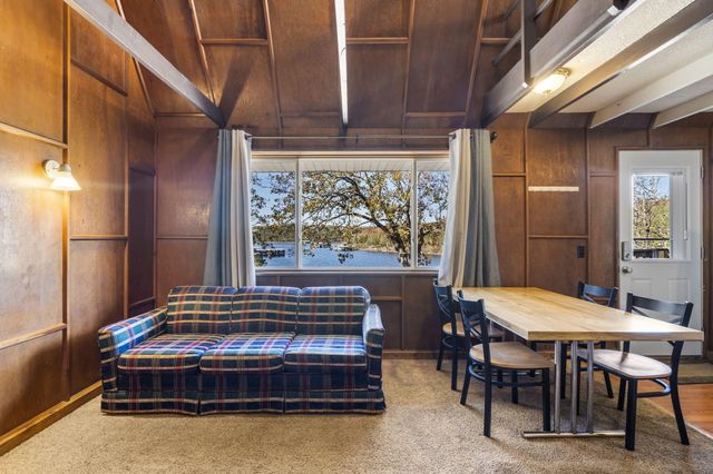 273 Deep Water Circle, Reeds Spring, MO 65737