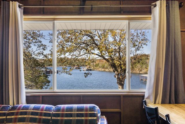 273 Deep Water Circle, Reeds Spring, MO 65737